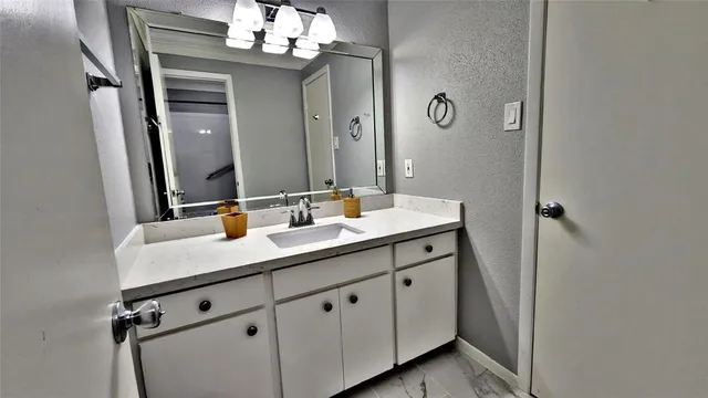 $537,900 | 6726 Buffalo Speedway, Houston, TX 77005