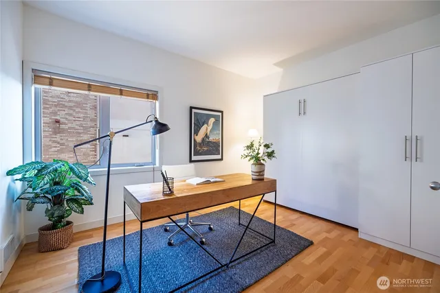 $649,000 | 720 Queen Anne Avenue North, Unit 406, Seattle, WA 98109
