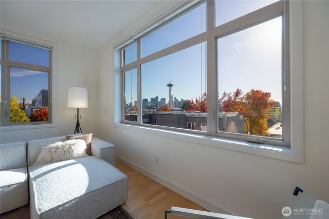 $649,000 | 720 Queen Anne Avenue North, Unit 406, Seattle, WA 98109