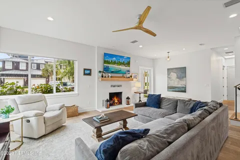 $3,295,000 | 145 8th Street, Atlantic Beach, FL 32233