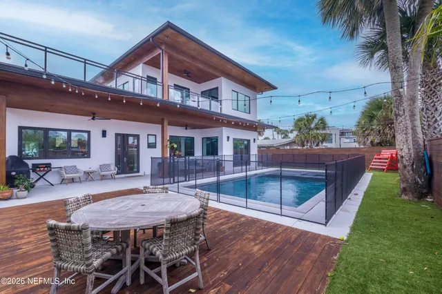 $3,195,000 | 145 8th Street, Atlantic Beach, FL 32233