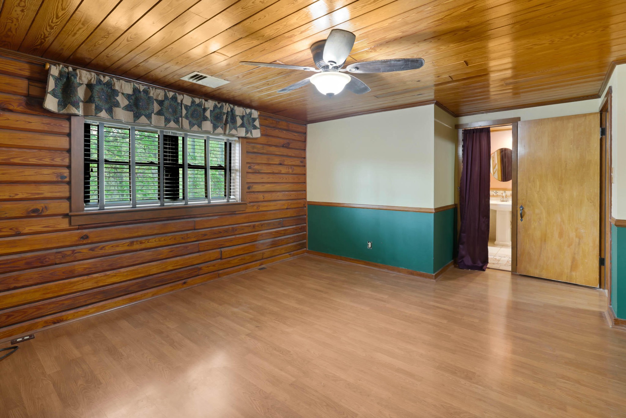 905 County Road 655 Athens, TN 37303 - Photo 16 of 47 a view of an empty room with a window