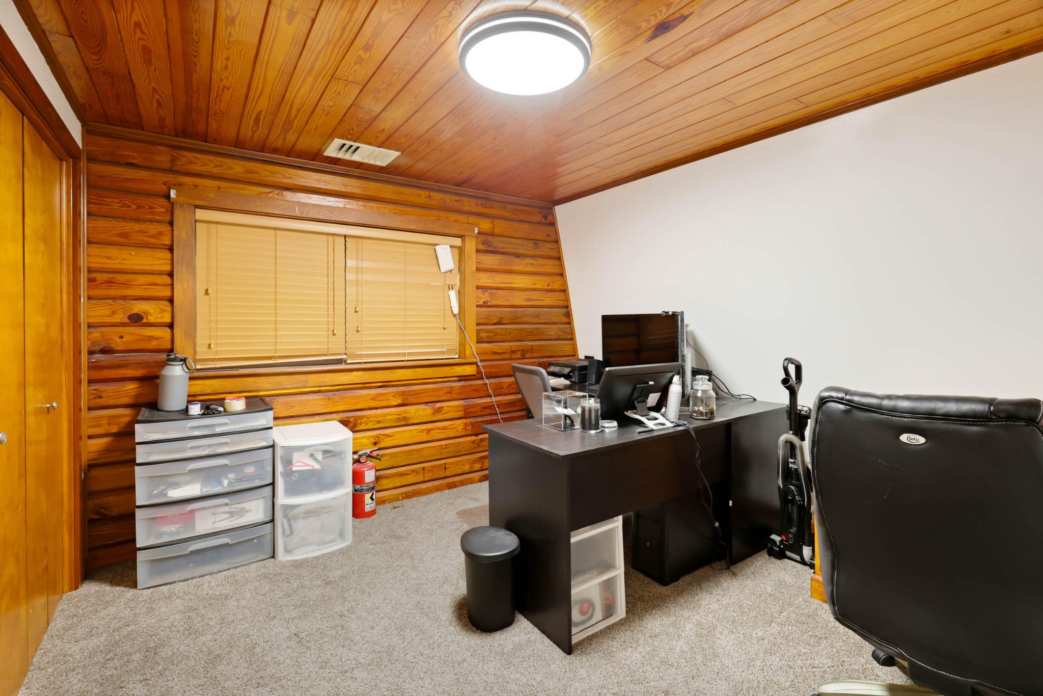 905 County Road 655 Athens, TN 37303 - Photo 28 of 47 a view of workspace with furniture