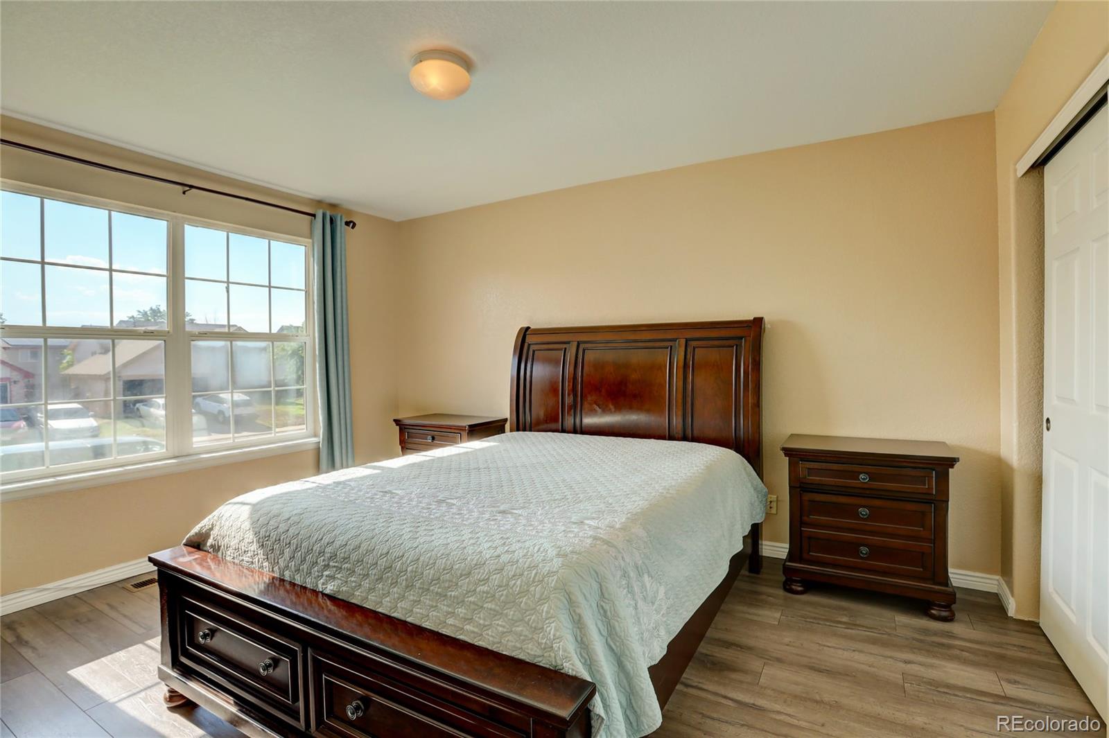 4936 Fraser Way Denver, CO 80239 - Photo 14 of 28