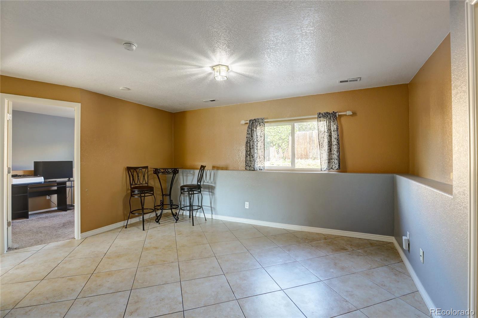 4936 Fraser Way Denver, CO 80239 - Photo 18 of 28