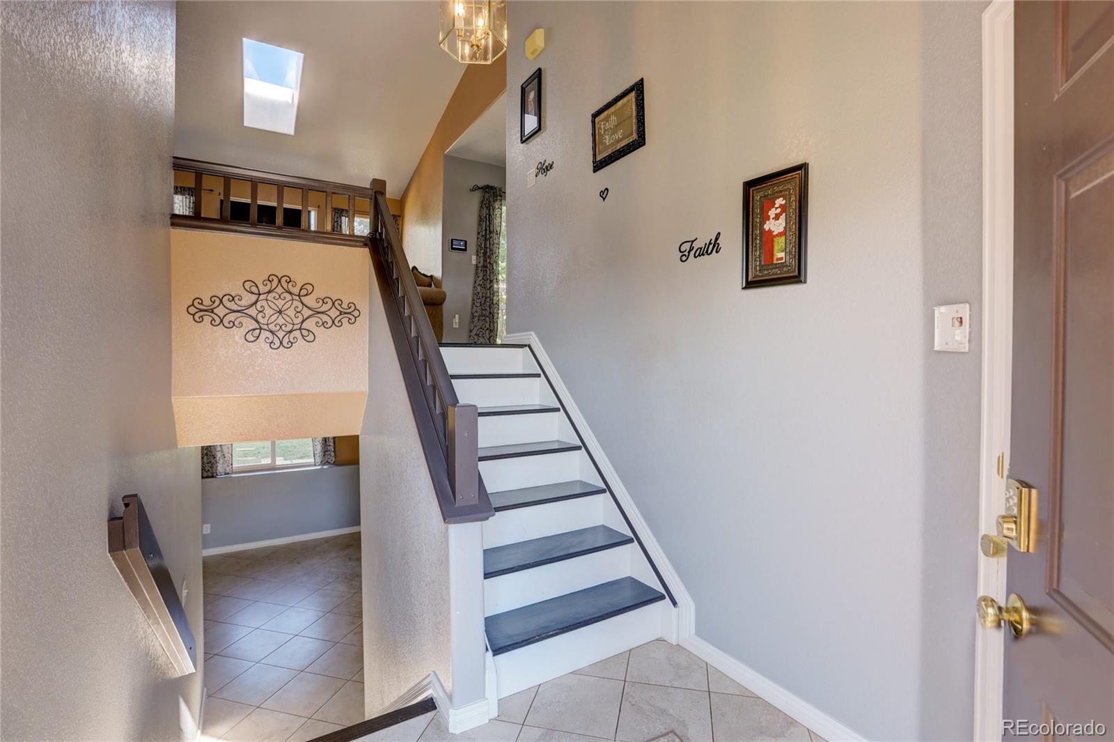 4936 Fraser Way Denver, CO 80239 - Photo 5 of 28