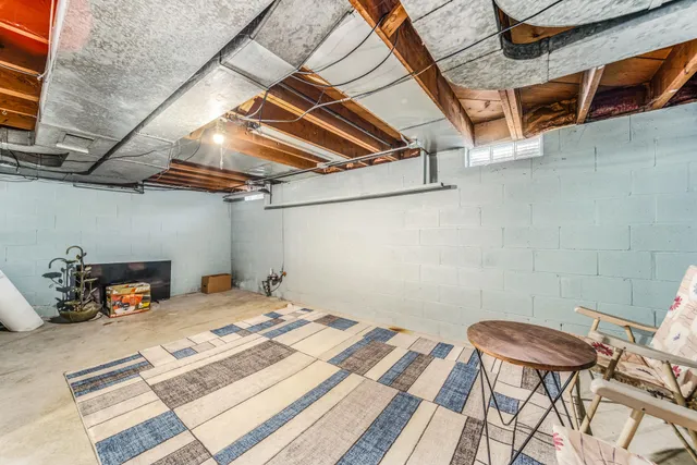 $259,900 | 2113 South 8th Street, Sheboygan, WI 53081