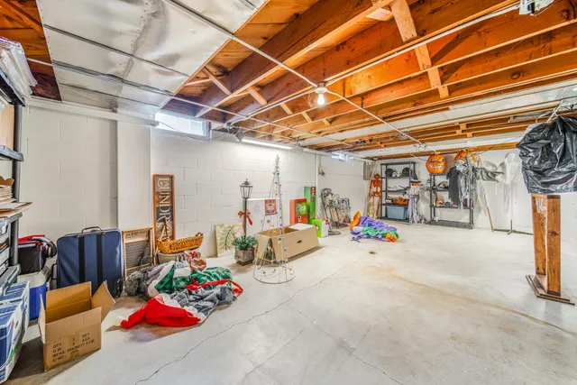 $259,900 | 2113 South 8th Street, Sheboygan, WI 53081