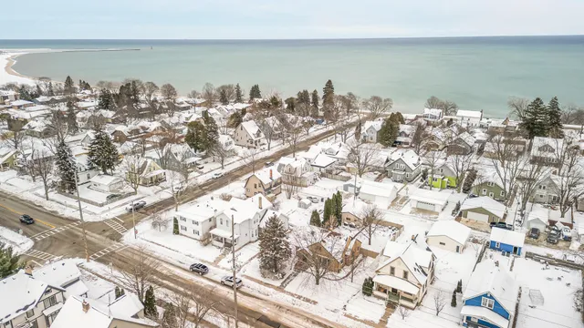 $259,900 | 2113 South 8th Street, Sheboygan, WI 53081