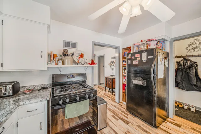 $259,900 | 2113 South 8th Street, Sheboygan, WI 53081