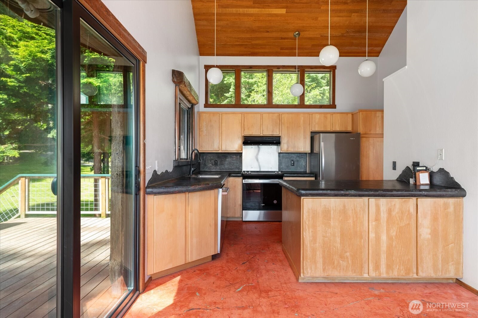 1975 North Bluff Road Greenbank, WA 98253 - Photo 11 of 36 Gallery Image 11