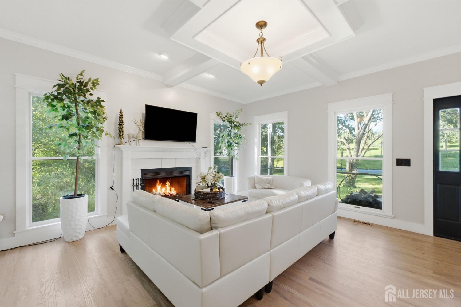 113 Oakdale Road Chester, NJ 07930 - Photo 16 of 47 Gallery Image 16
