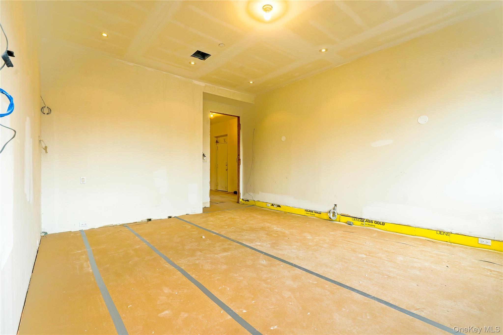 145 Classon Avenue, Unit 4A Brooklyn, NY 11205 - Photo 18 of 27 a view of a big room