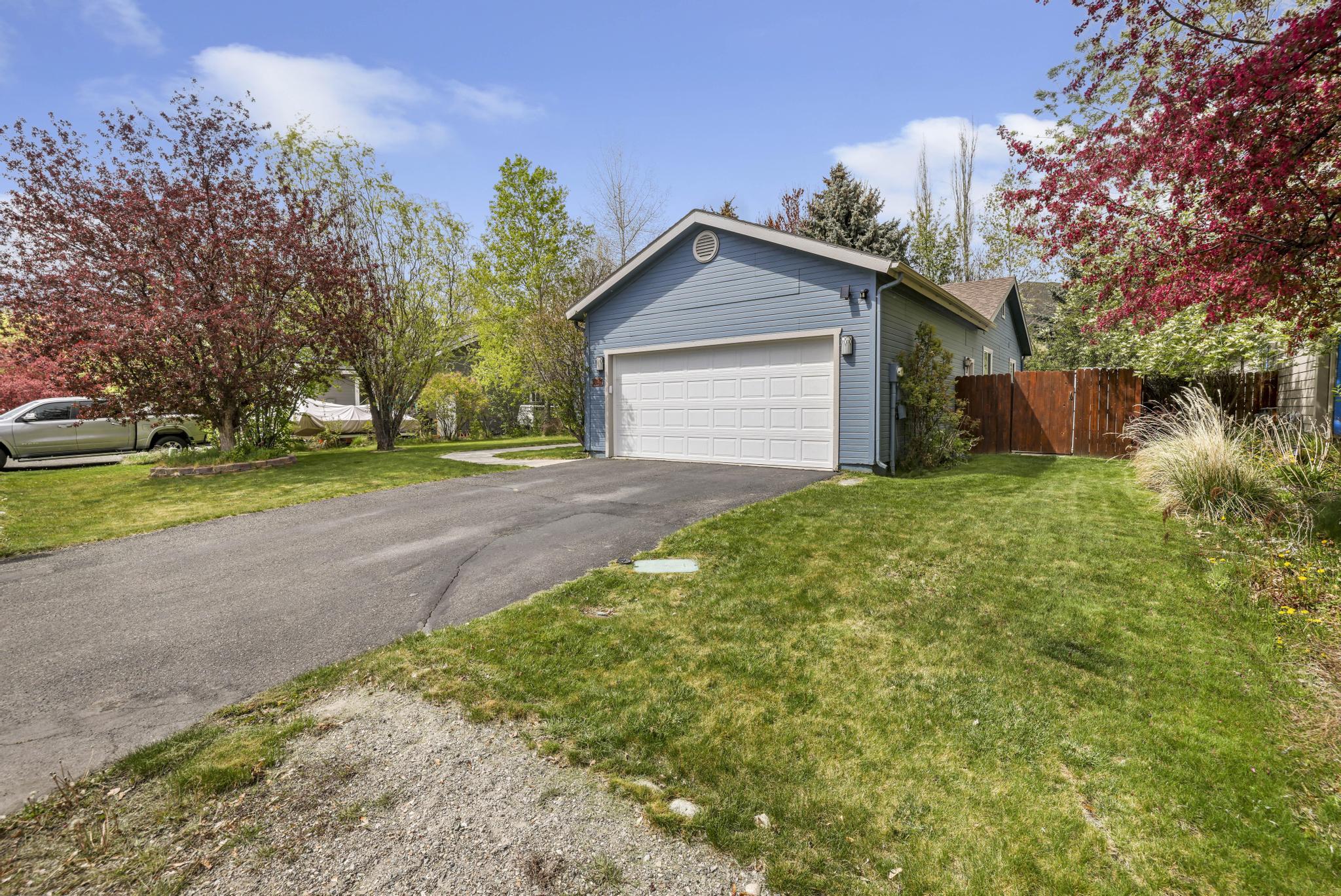3151 Snowbank Drive Hailey, ID 83333 - Photo 29 of 35 Front Yard
