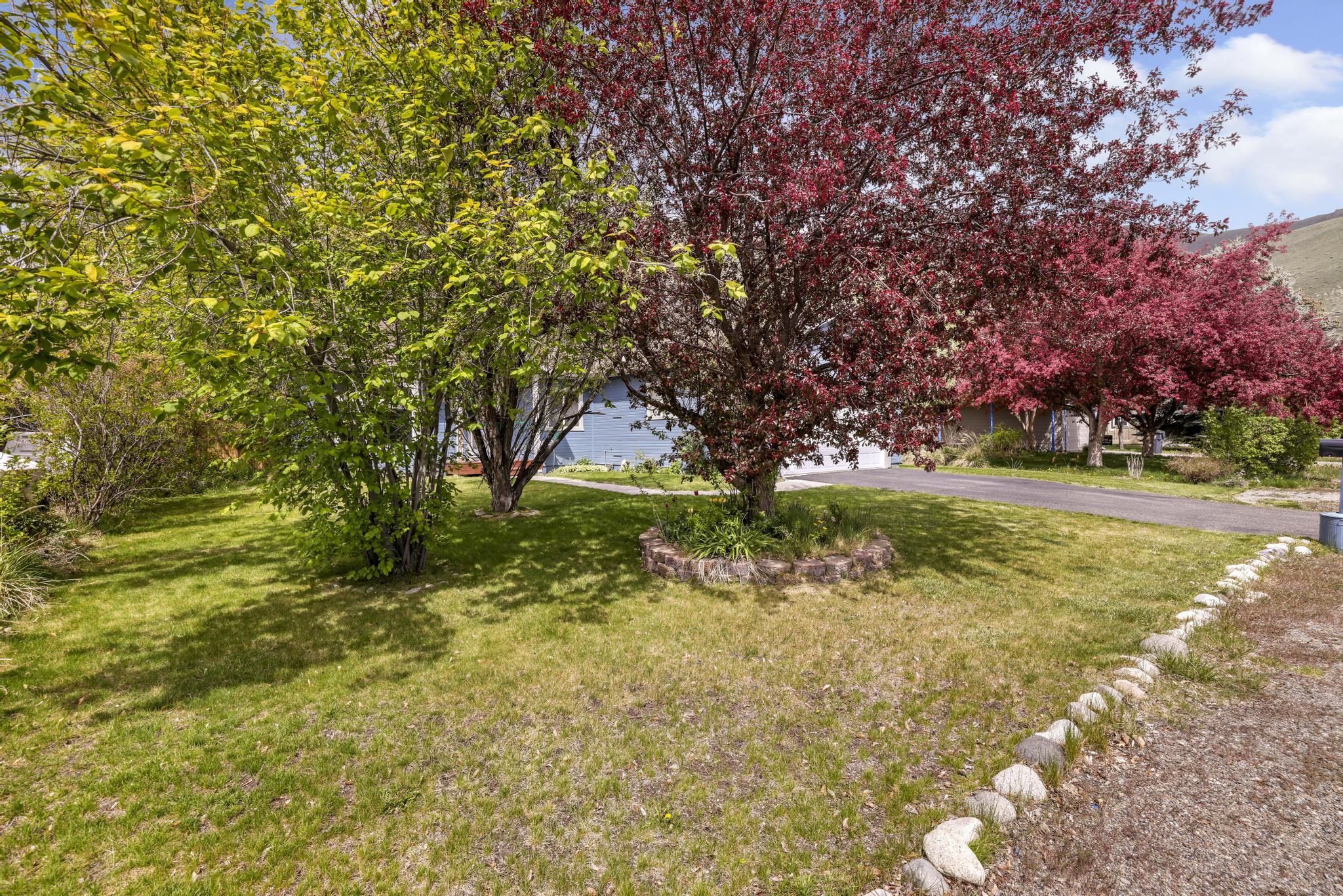 3151 Snowbank Drive Hailey, ID 83333 - Photo 30 of 35 Front Yard