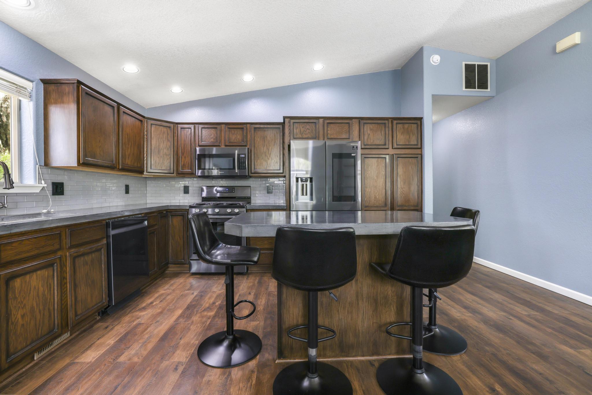 3151 Snowbank Drive Hailey, ID 83333 - Photo 7 of 35 Kitchen