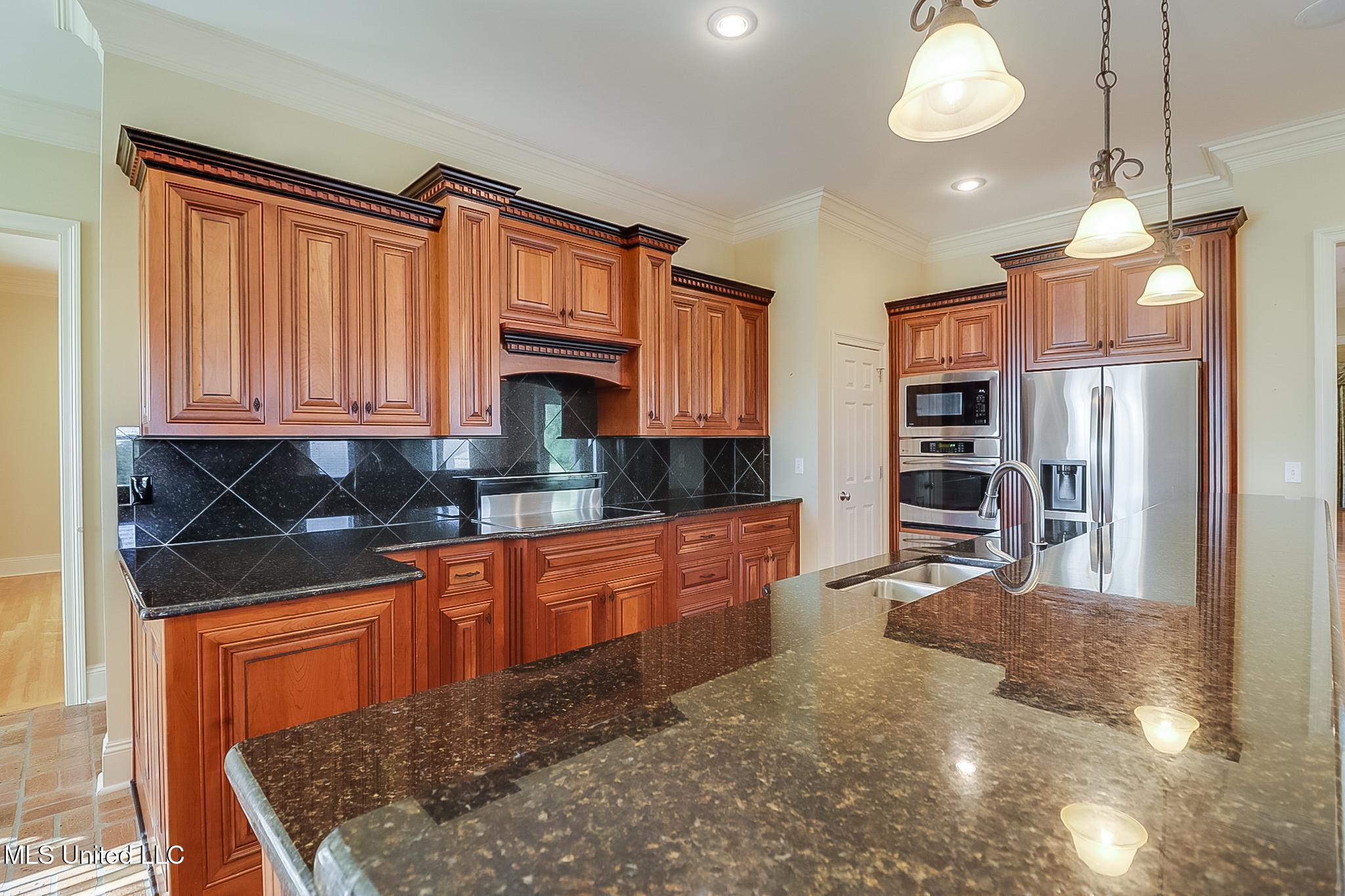 19910 Red Oak Road Saucier, MS 39574 - Photo 23 of 78 Kitchen