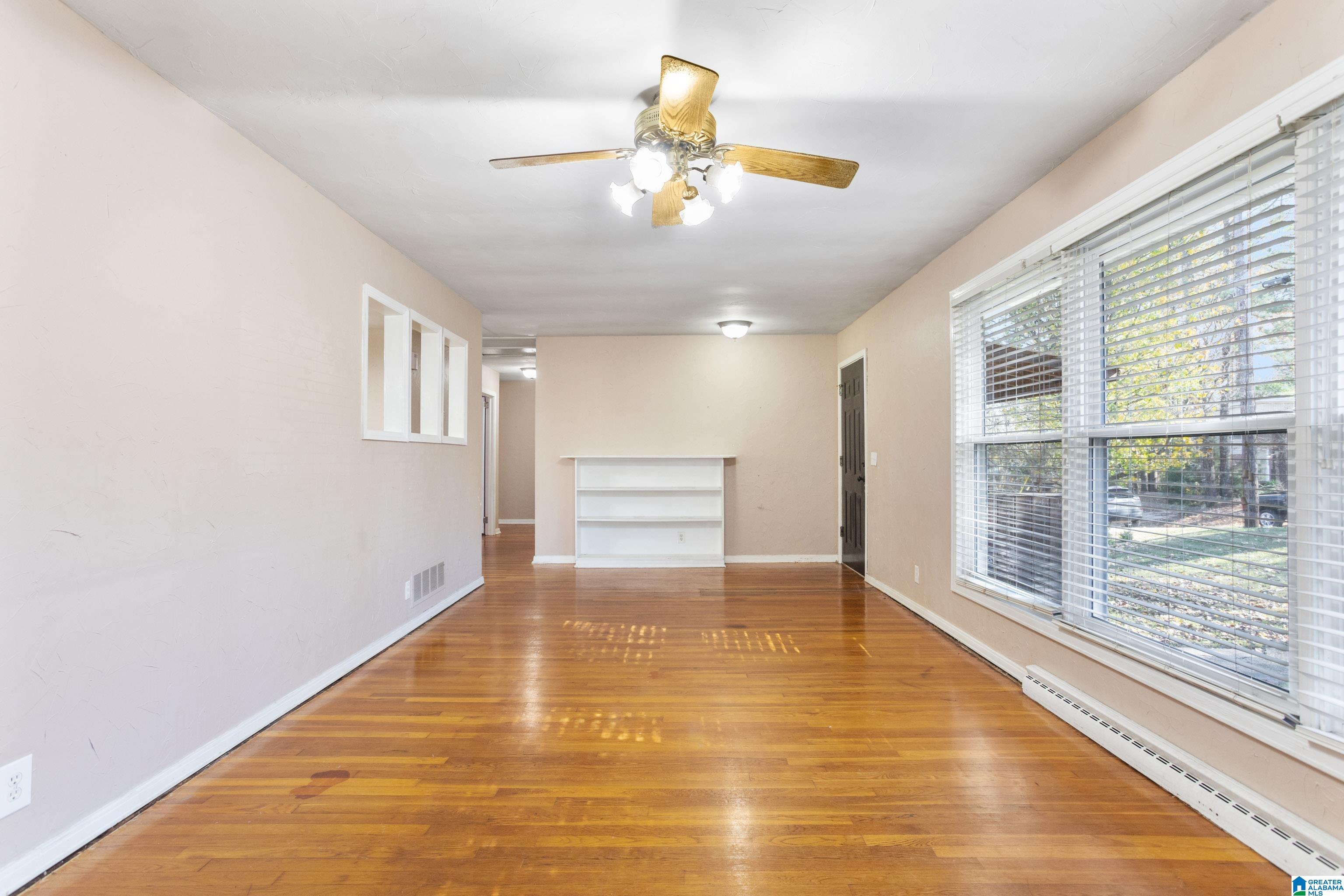 2011 Shady Lane Bessemer, AL 35023 - Photo 6 of 36