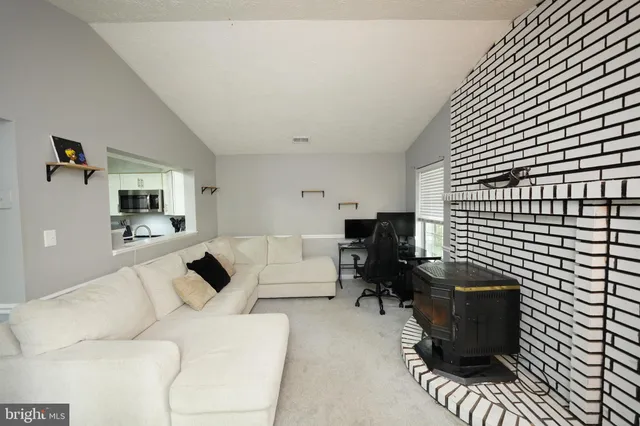 $410,000 | 4120 Lancaster Circle, Waldorf, MD 20603