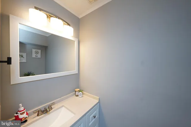 $410,000 | 4120 Lancaster Circle, Waldorf, MD 20603