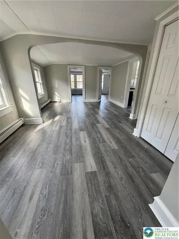 $1,050 | 124 2nd Avenue, Unit E, Kingston, PA 18704