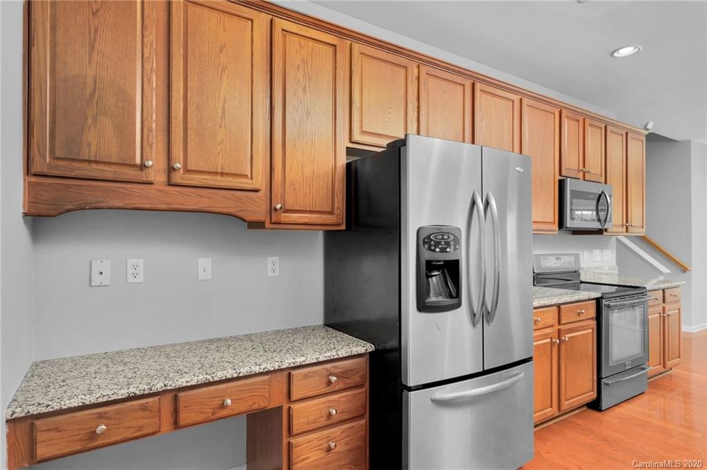2501 Sandy Ridge Lane Matthews, NC 28105 - Photo 12 of 34 Gallery Image 12