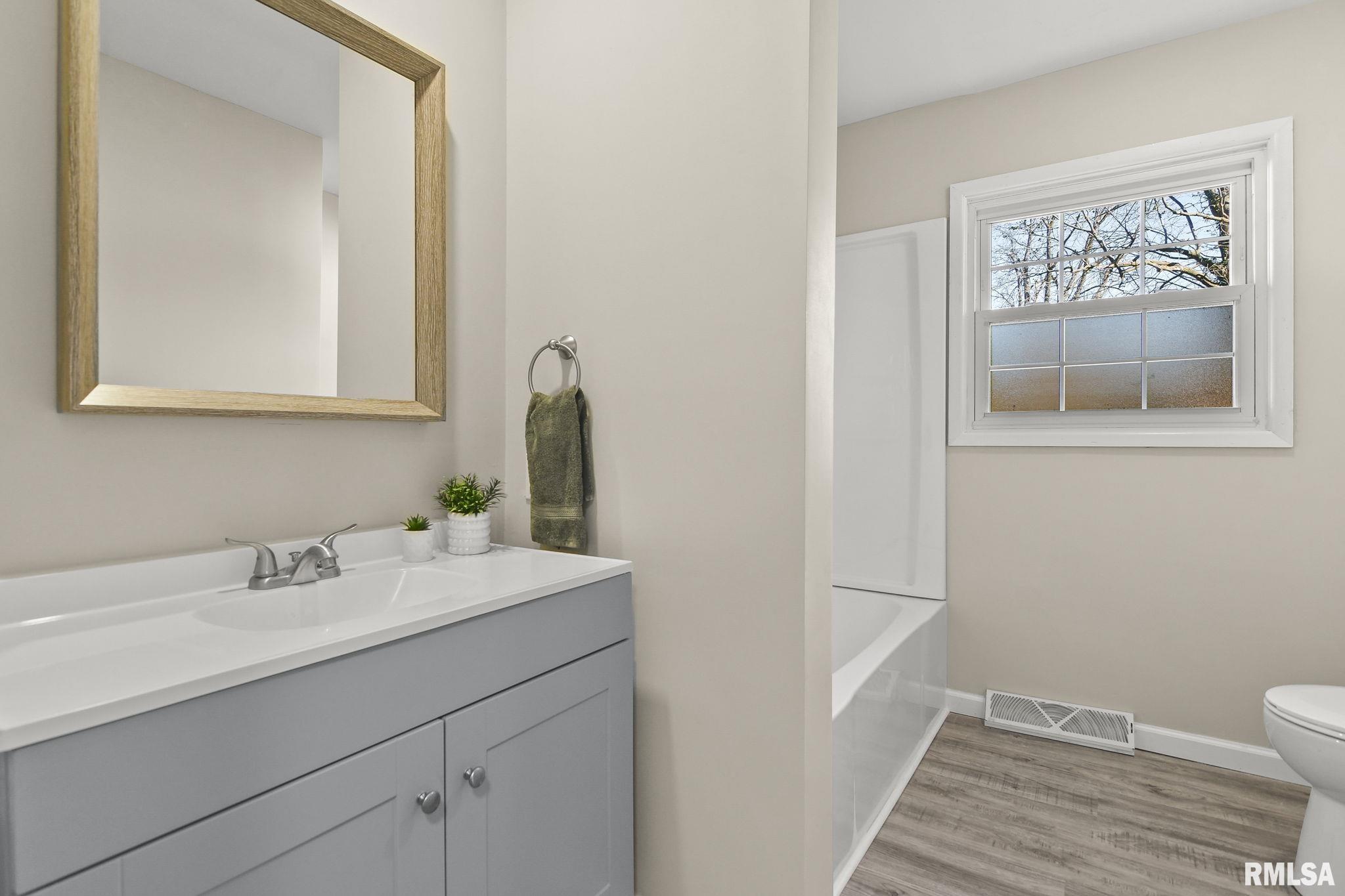 18 Babiak Lane Springfield, IL 62702 - Photo 23 of 34 Gallery Image 23