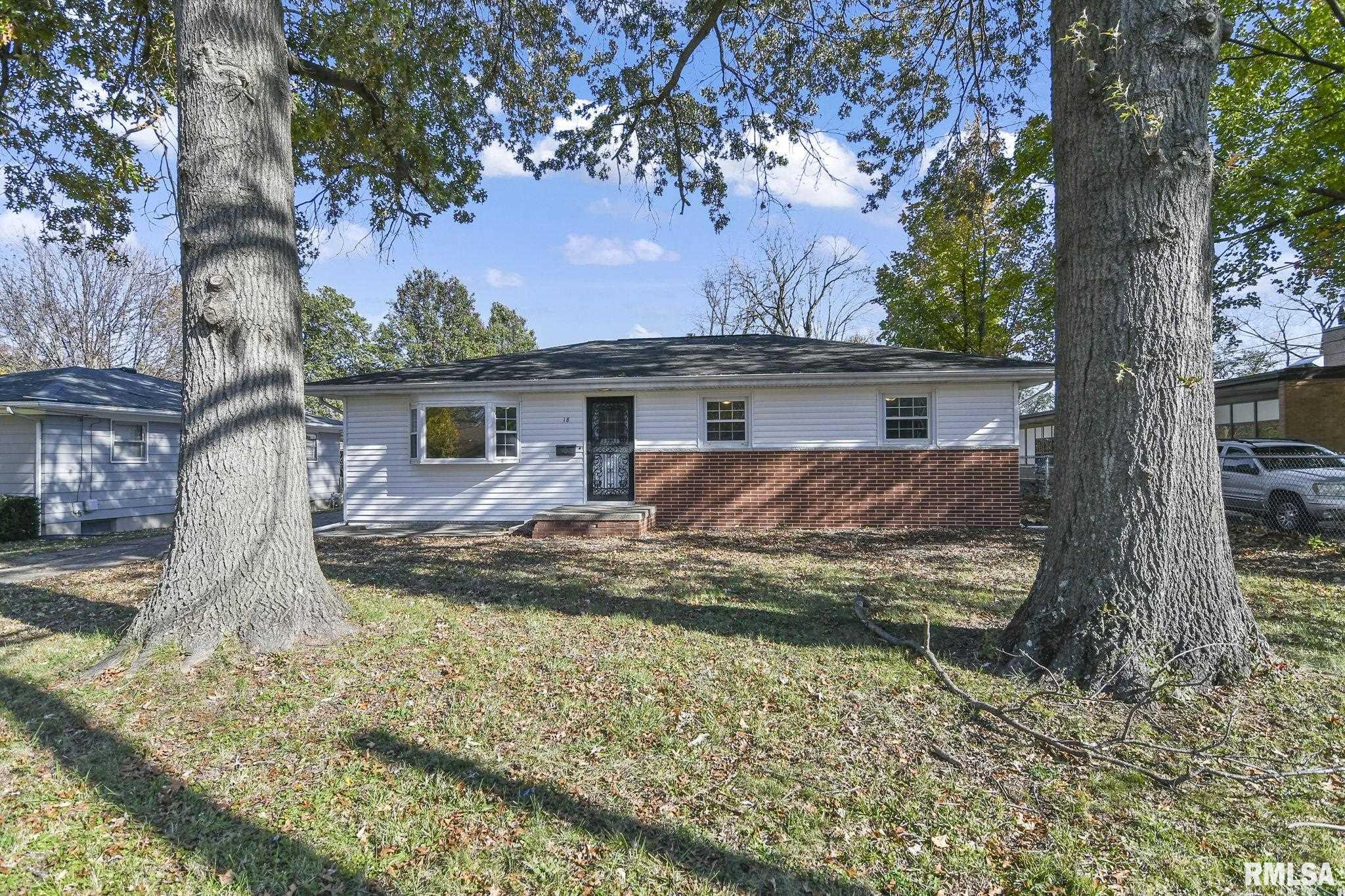 18 Babiak Lane Springfield, IL 62702 - Photo 3 of 34 Gallery Image 3