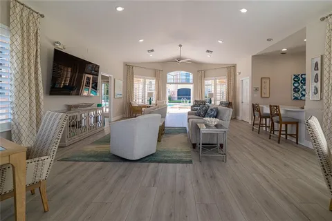 $780,000 | 6249 Vista Verde Drive West, St. Petersburg, FL 33707