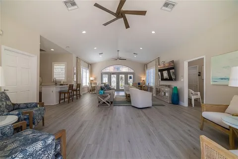 $780,000 | 6249 Vista Verde Drive West, St. Petersburg, FL 33707