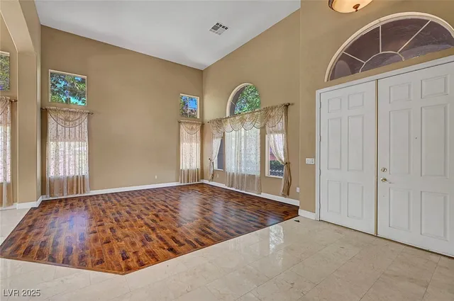 $4,950 | 229 North Buteo Woods Lane, Las Vegas, NV 89144