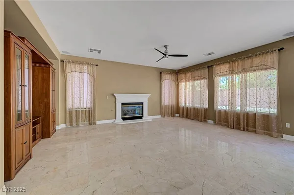 $4,250 | 229 North Buteo Woods Lane, Las Vegas, NV 89144