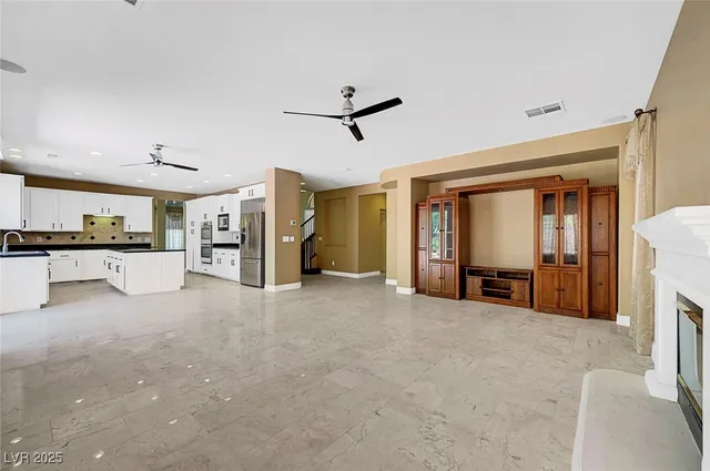 $4,950 | 229 North Buteo Woods Lane, Las Vegas, NV 89144