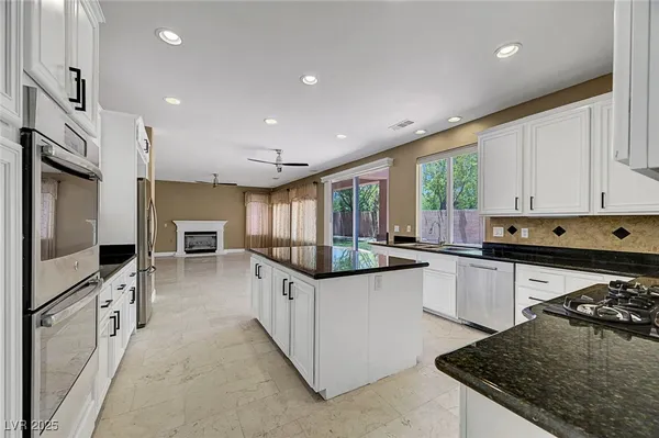 $4,250 | 229 North Buteo Woods Lane, Las Vegas, NV 89144