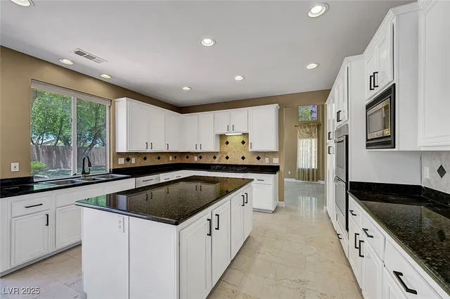 $4,950 | 229 North Buteo Woods Lane, Las Vegas, NV 89144