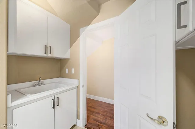 $4,950 | 229 North Buteo Woods Lane, Las Vegas, NV 89144