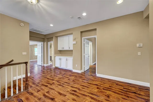 $4,950 | 229 North Buteo Woods Lane, Las Vegas, NV 89144