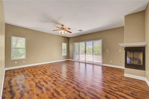 $4,250 | 229 North Buteo Woods Lane, Las Vegas, NV 89144
