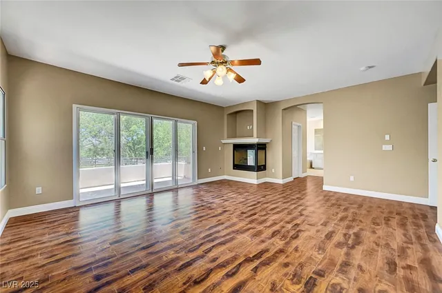 $4,950 | 229 North Buteo Woods Lane, Las Vegas, NV 89144