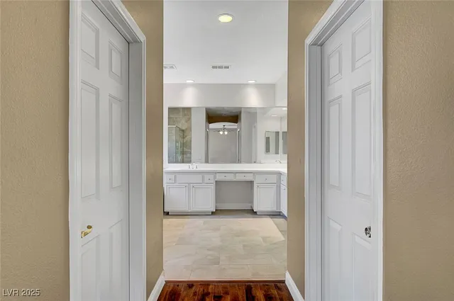 $4,950 | 229 North Buteo Woods Lane, Las Vegas, NV 89144