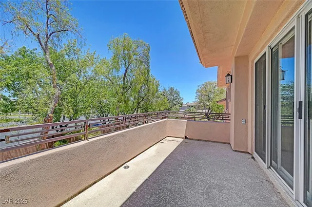 $4,950 | 229 North Buteo Woods Lane, Las Vegas, NV 89144