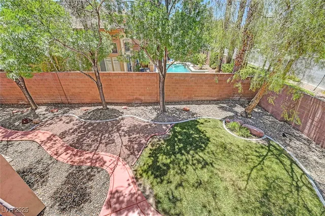 $4,950 | 229 North Buteo Woods Lane, Las Vegas, NV 89144