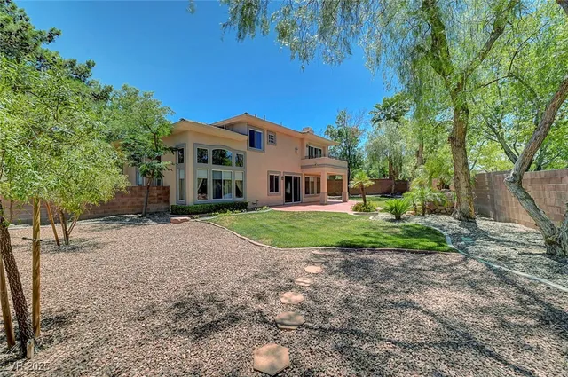 $4,950 | 229 North Buteo Woods Lane, Las Vegas, NV 89144