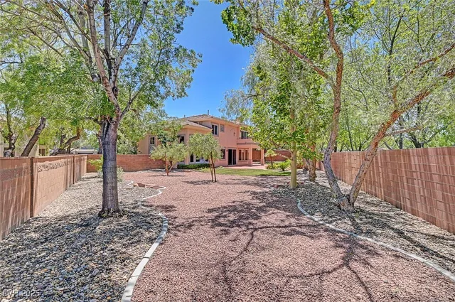 $4,950 | 229 North Buteo Woods Lane, Las Vegas, NV 89144