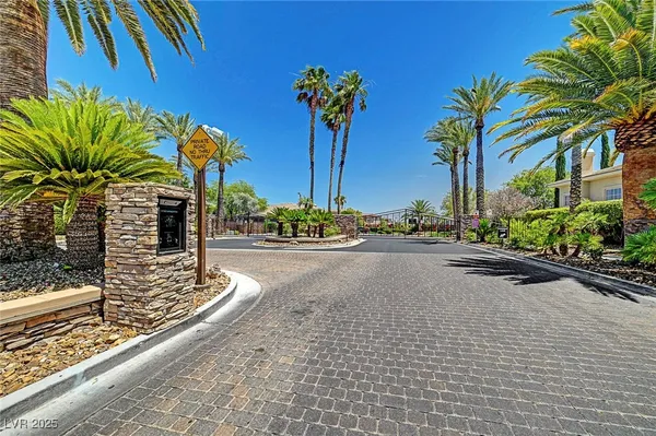 $4,250 | 229 North Buteo Woods Lane, Las Vegas, NV 89144