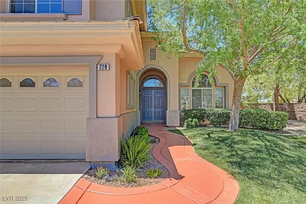 $4,250 | 229 North Buteo Woods Lane, Las Vegas, NV 89144