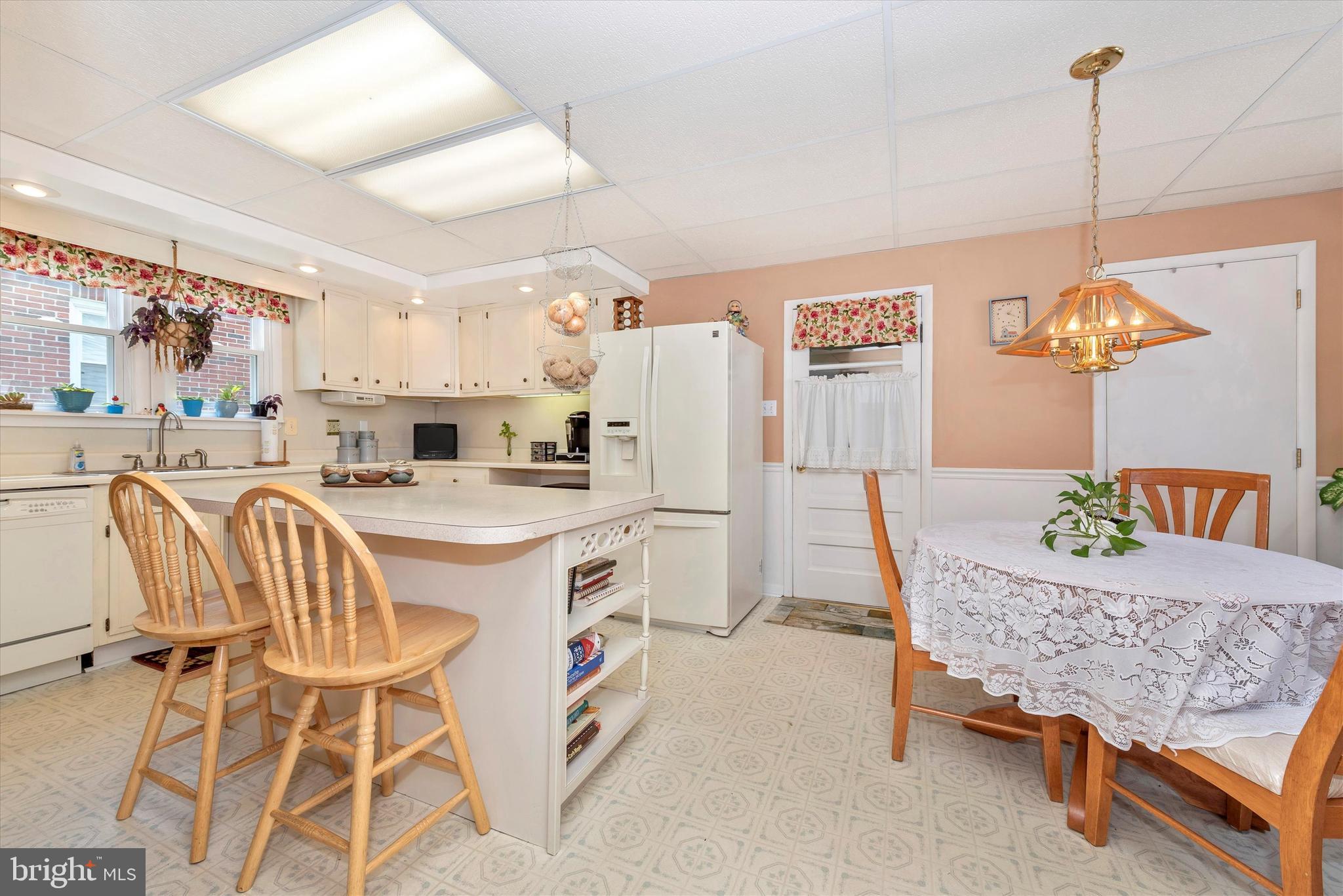 11242 Marbern Road Hagerstown, MD 21740 - Photo 15 of 54 Kitchen