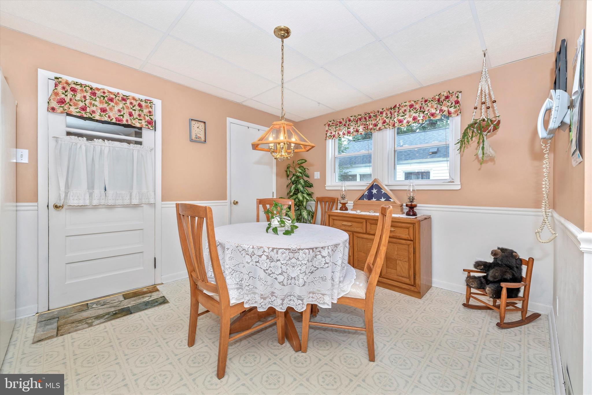 11242 Marbern Road Hagerstown, MD 21740 - Photo 20 of 54 Dining Area