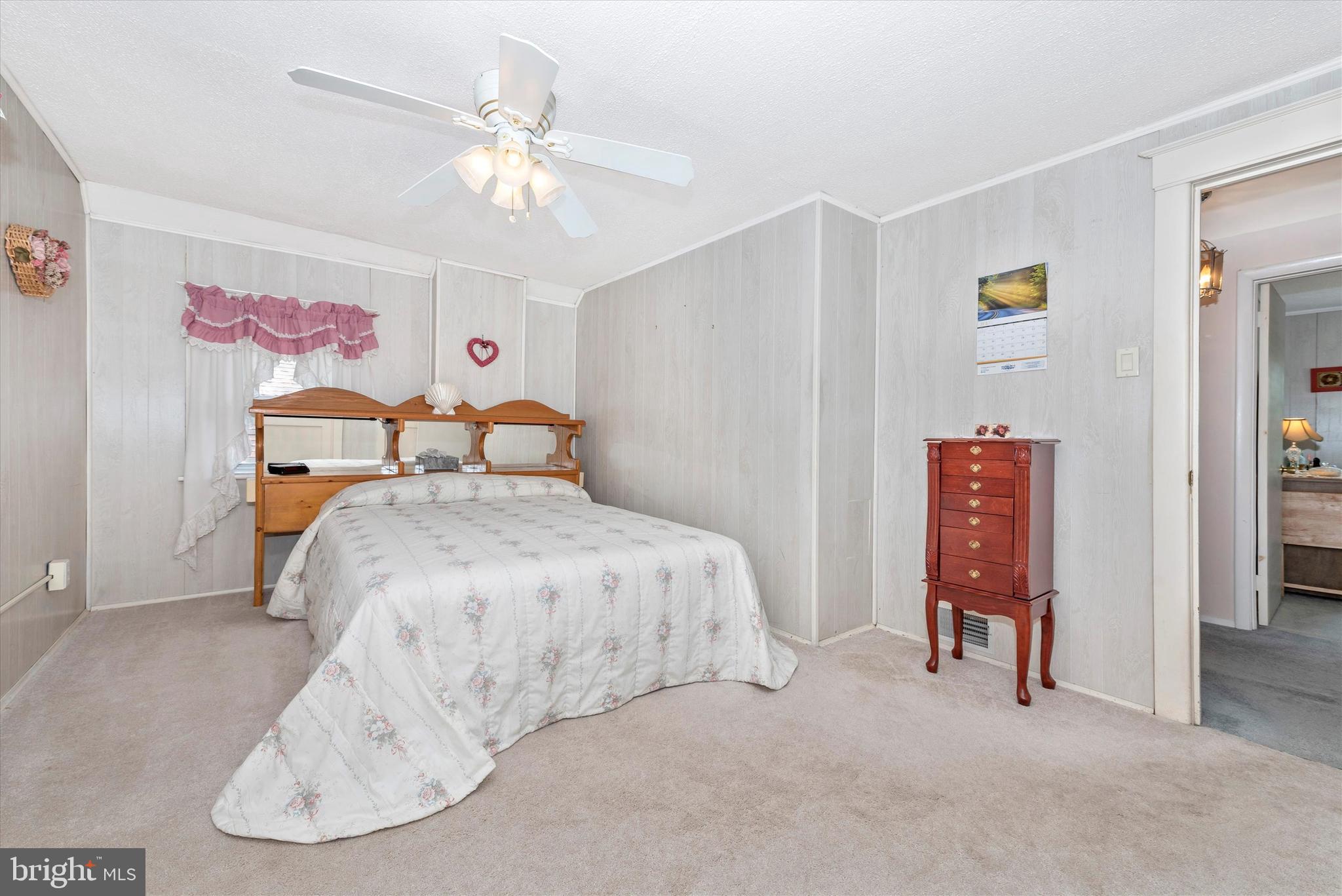 11242 Marbern Road Hagerstown, MD 21740 - Photo 26 of 54 Main Bedroom