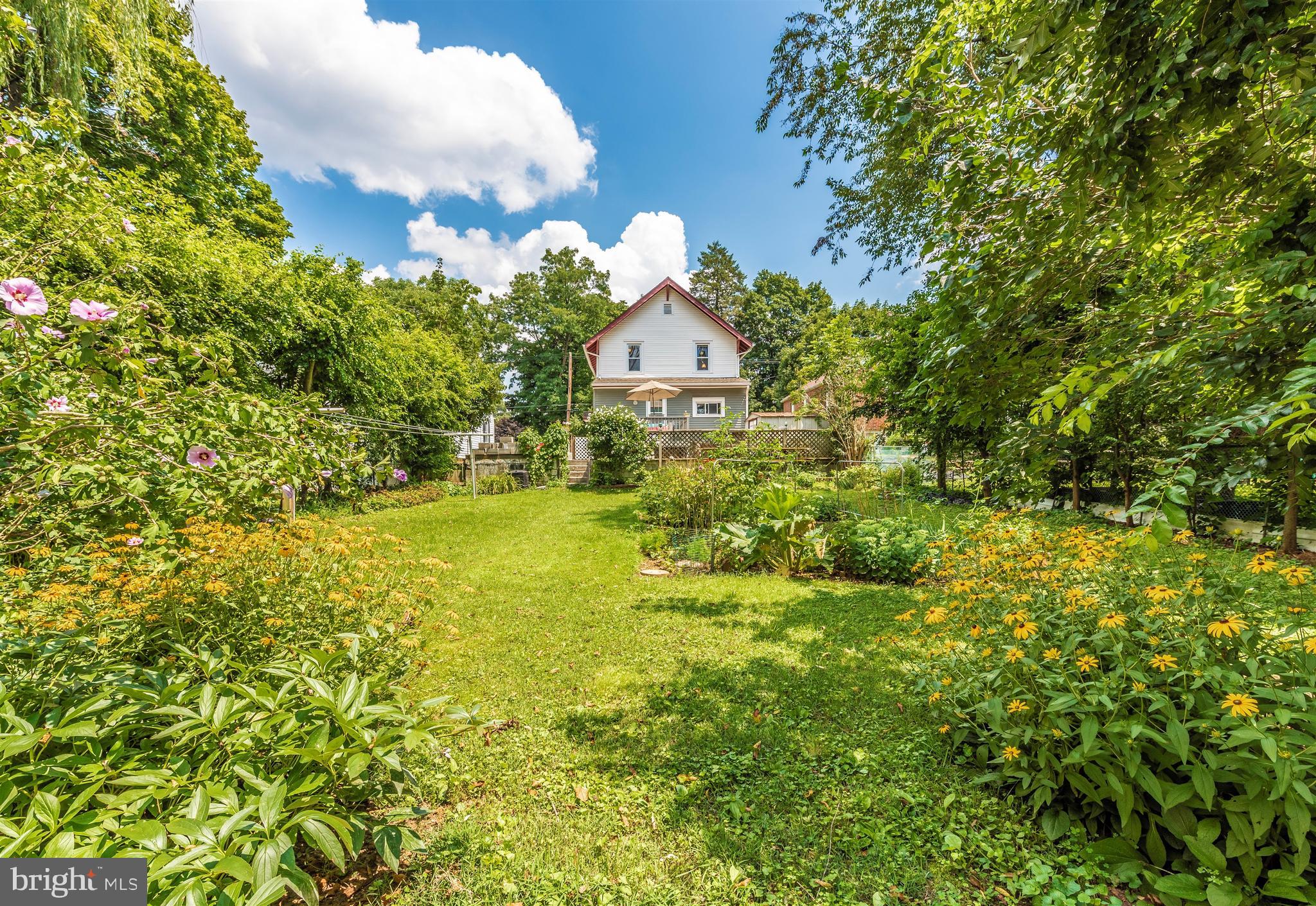 11242 Marbern Road Hagerstown, MD 21740 - Photo 48 of 54 Beautiful Backyard